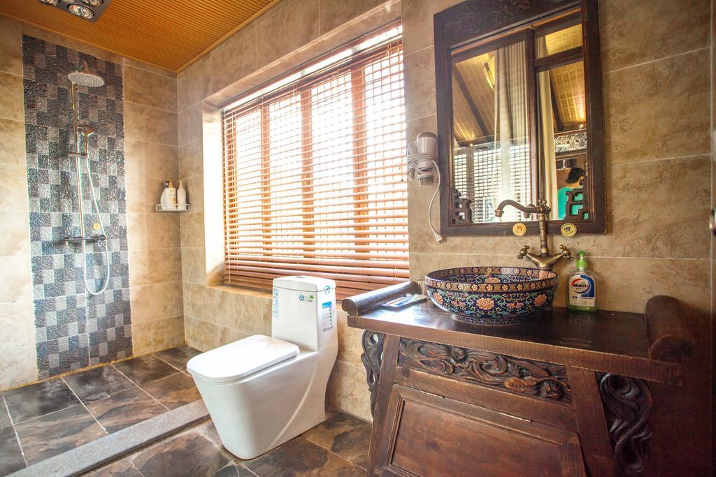 XI Tang Exquisite Hotel Lijiang  Rum bild
