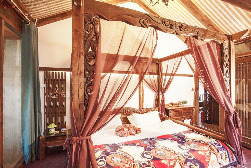 XI Tang Exquisite Hotel Lijiang  Rum bild