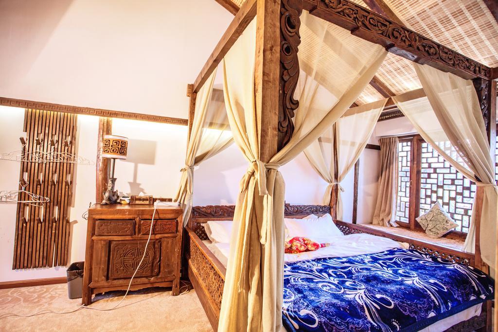 XI Tang Exquisite Hotel Lijiang  Rum bild
