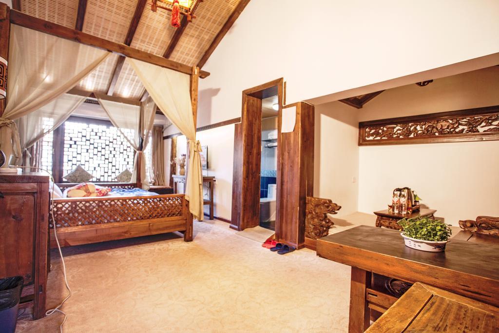 XI Tang Exquisite Hotel Lijiang  Rum bild